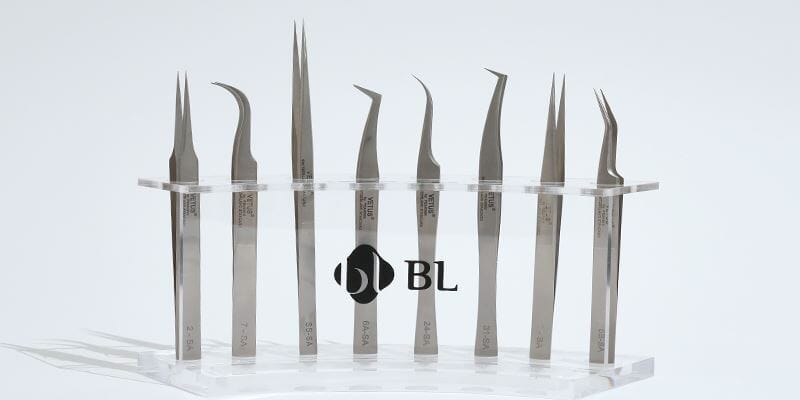 The Ultimate Guide to Eyelash Extension Tweezers