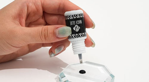 How to Properly Care for Lash Extension Adhesive