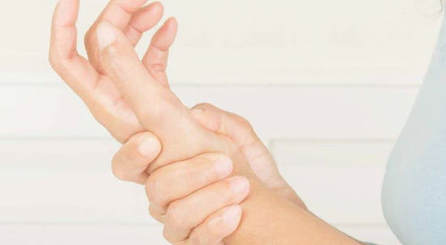 Exercises for Lash Artists: Keep Muscle Strain Away